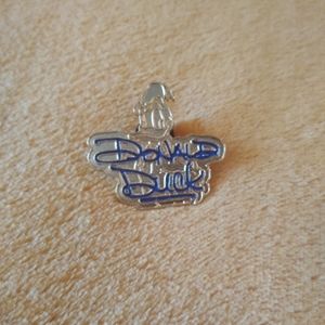 Donald Duck Signature Disney Pin
